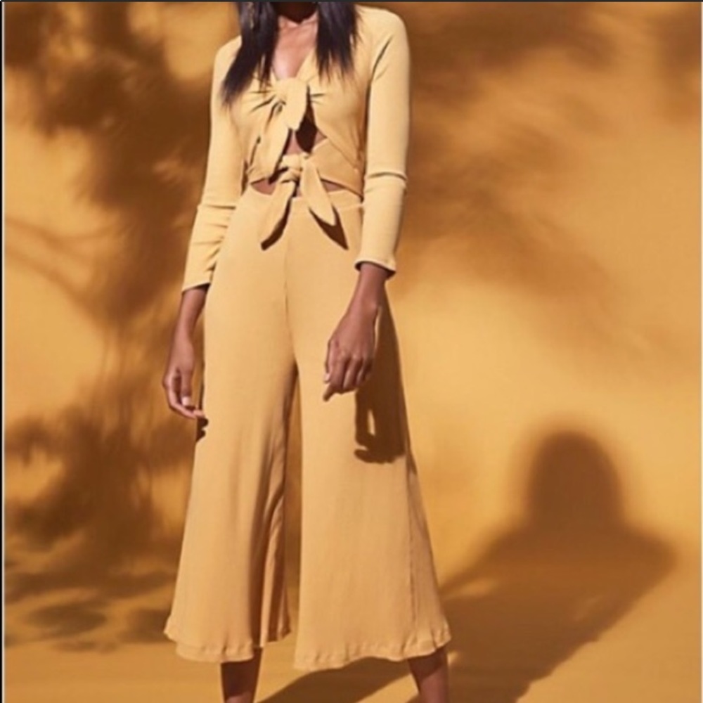 NWT Free People LOOK AT ME Jumpsuit, Black/Yellow - Picture 2 of 6
